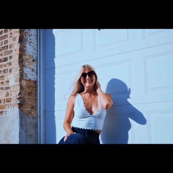 Meet your Posher, Tara - Picture 1 of 1